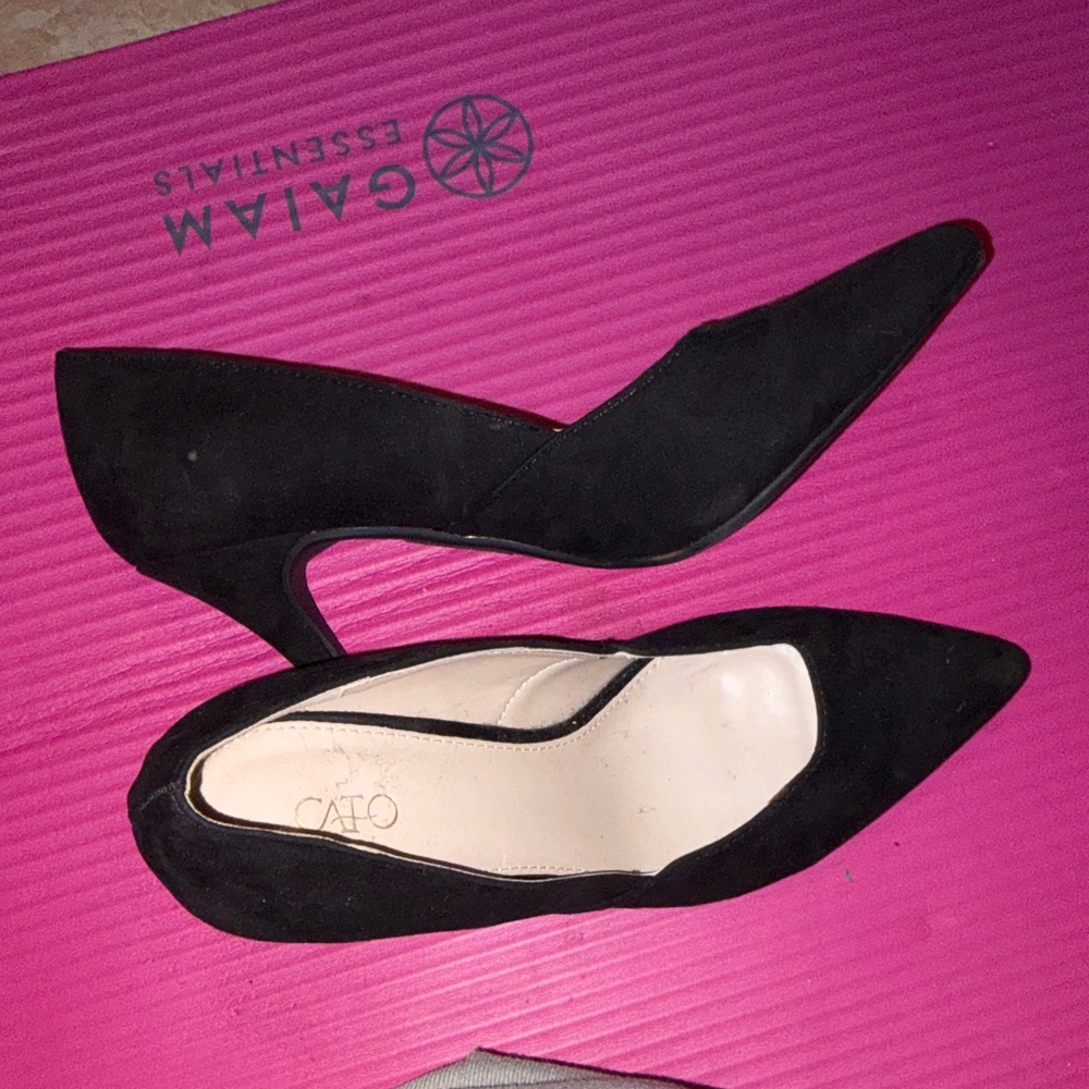 Cato Black Pointed Toe Heels